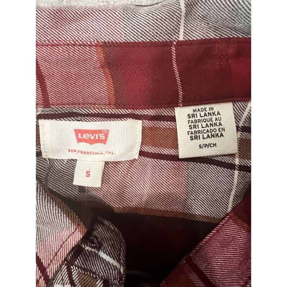 NWT Levi’s Ryan One Pocket Boyfriend Shirt Small - Picture 8 of 14